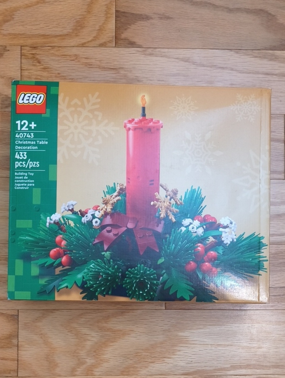 LEGO 40743 Christmas Table Centerpiece Decoration Ages 12+ NWT